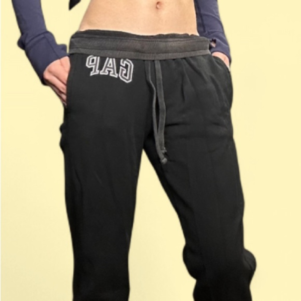 Y2K Gap Low Rise Black Sweatpants